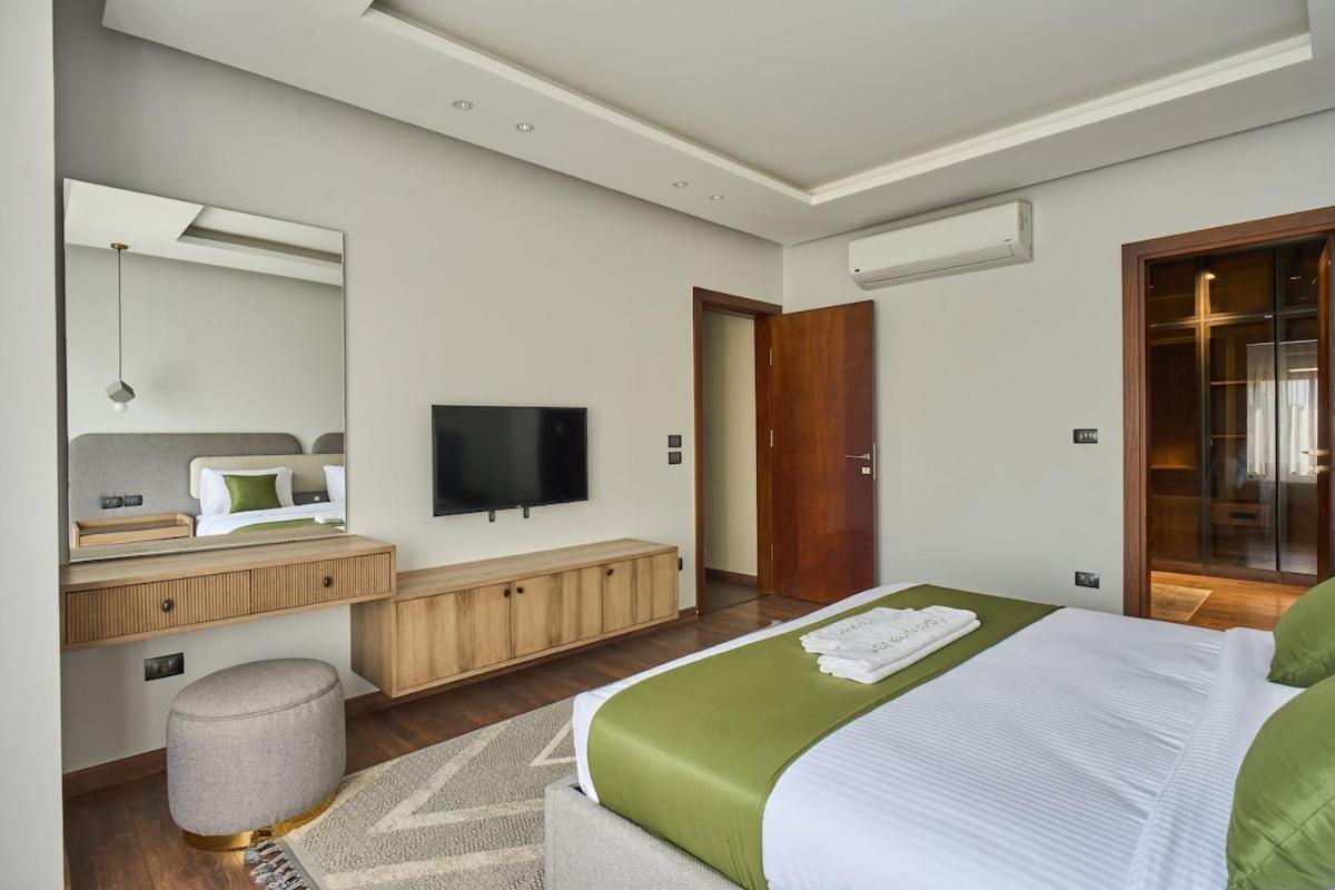 New Eastown 2 Bedroom * Cairo